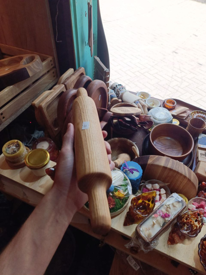 скалка ясень