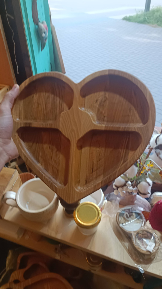 Менажница сердце
